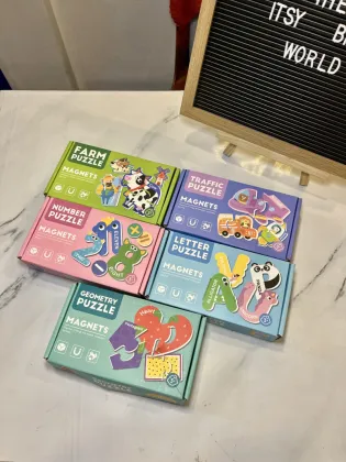 Magnetic Box Puzzles 