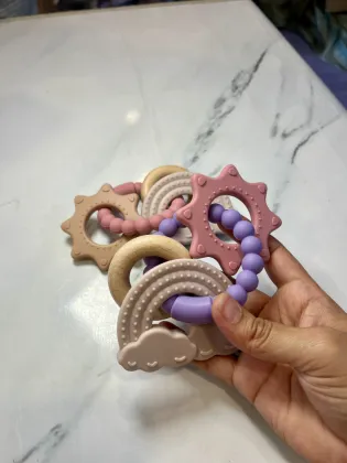 Baby textured teether